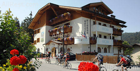 Gianna Hotel 